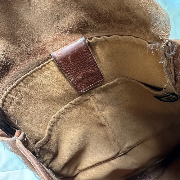 Distressed brown leather Messenger Bag! - Picture 5 of 9